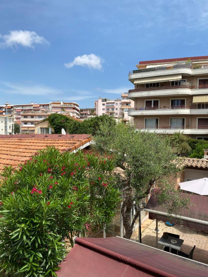 Hotel Le Derby Cagnes-sur-Mer Exteriér fotografie
