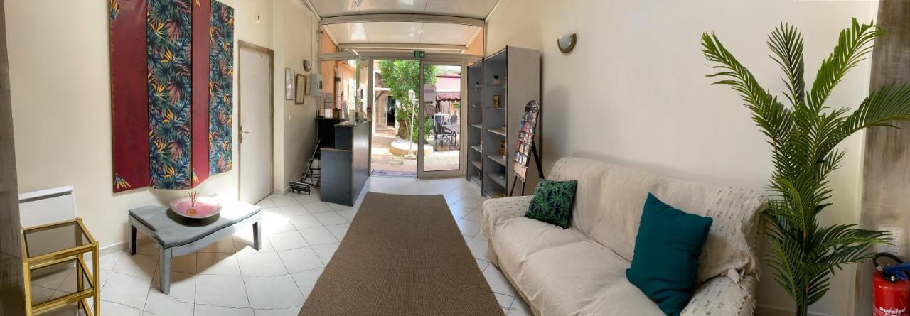 Hotel Le Derby Cagnes-sur-Mer Exteriér fotografie